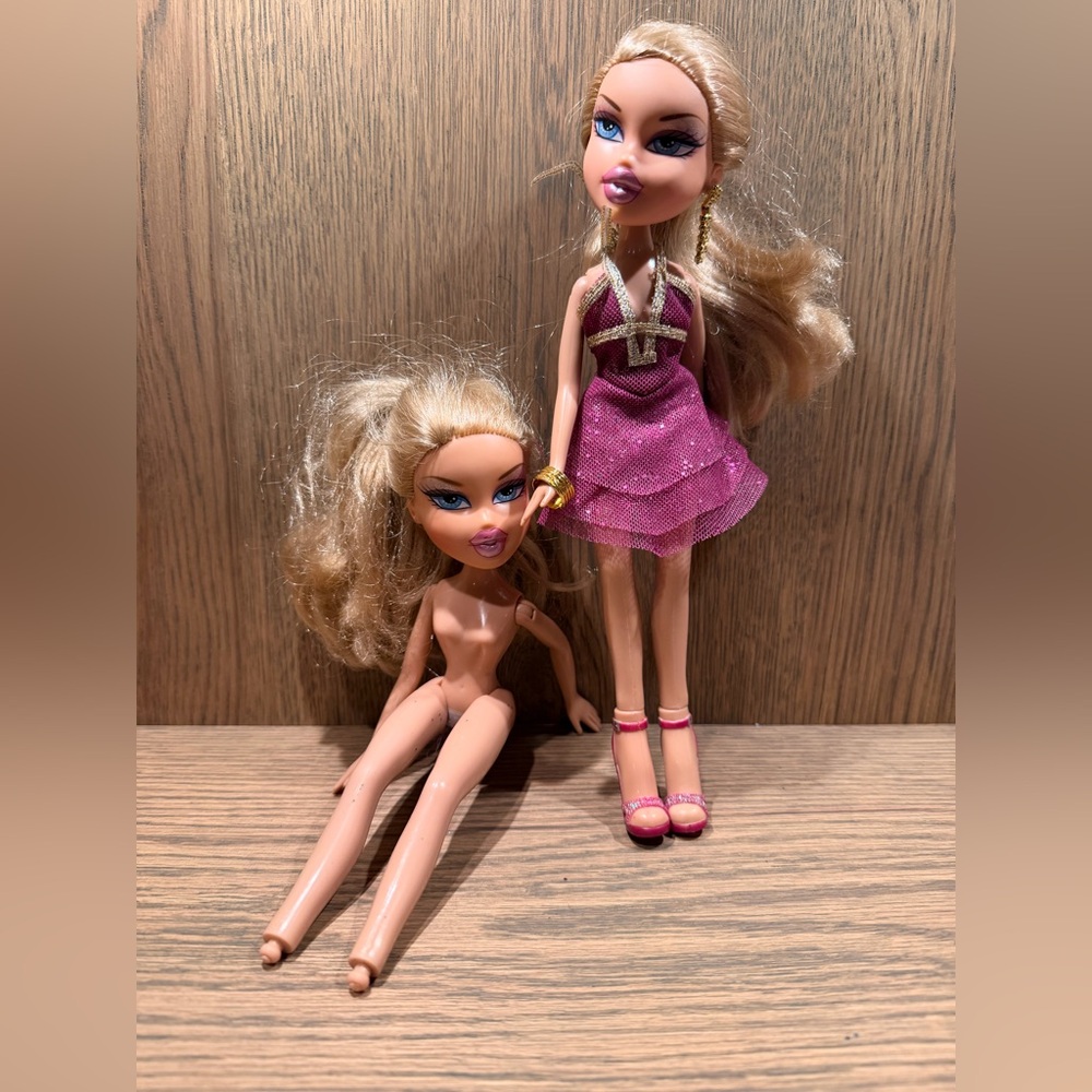Bratz Chloe Fashion Dolls with Pink Dress and Accessories